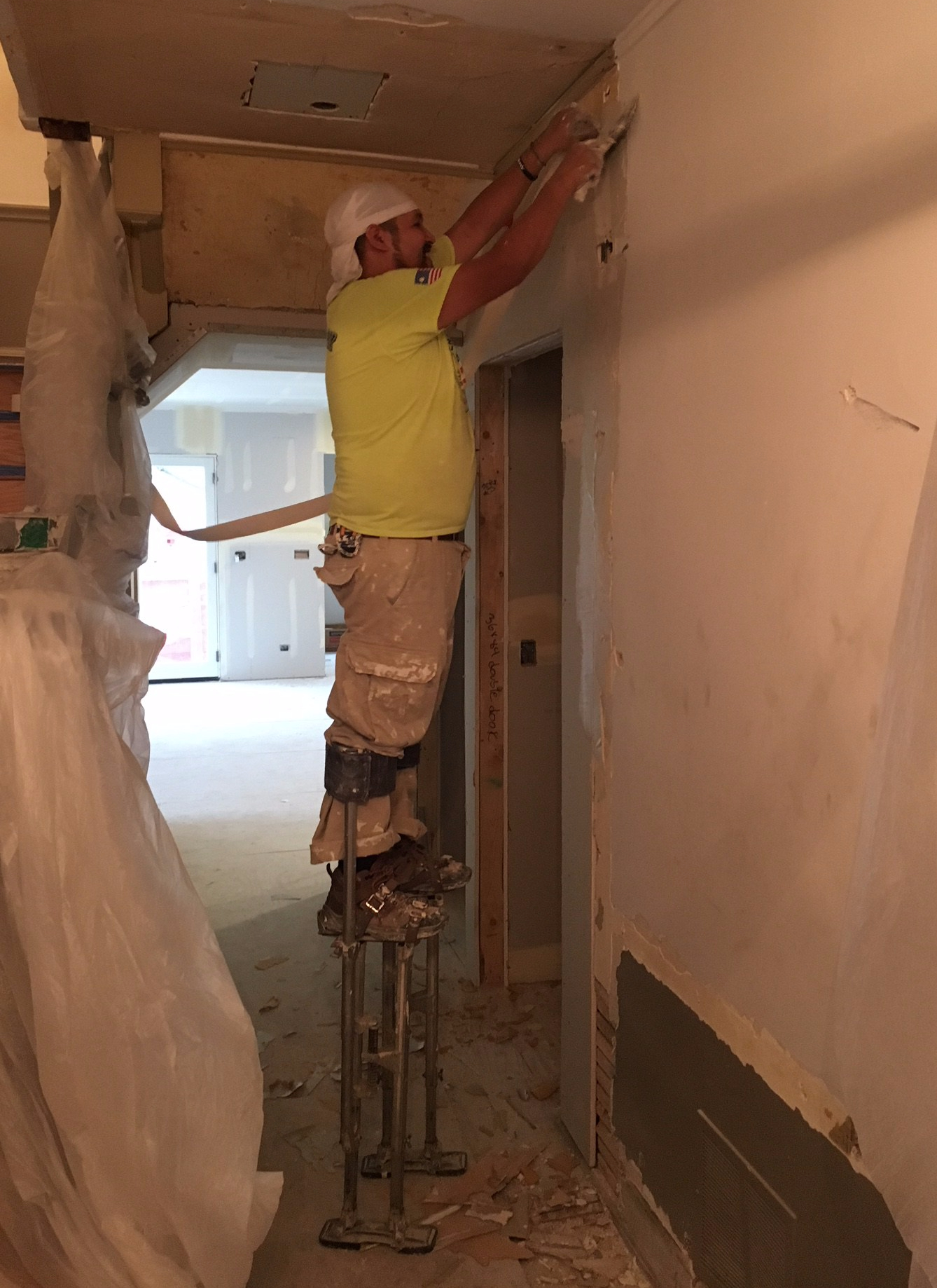Drywall on stilts